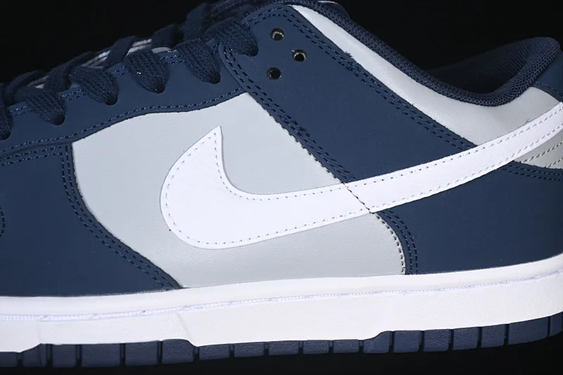 All categories Nk SB Dunk series Nk SB Dunk Low low-top sneakers Nike Dunk Low "Suede Georgetown" Georgetown low-top casual sneakers IB3079-400